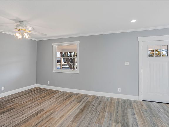 5th image of 217 N 6th St