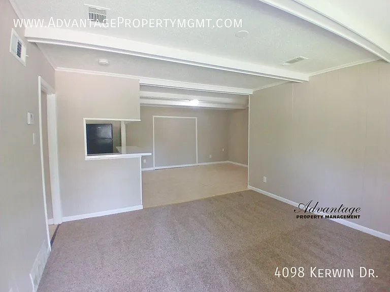 4098 Kerwin Dr — Photo 4