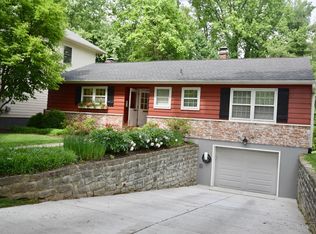3760 Broadview Dr, Cincinnati, OH 45208
