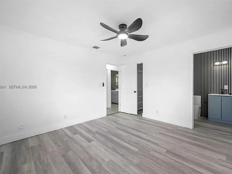 5580 Plunkett St — Photo 5