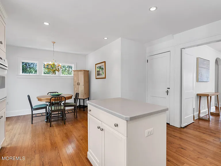 111 Chicago Blvd — Photo 16