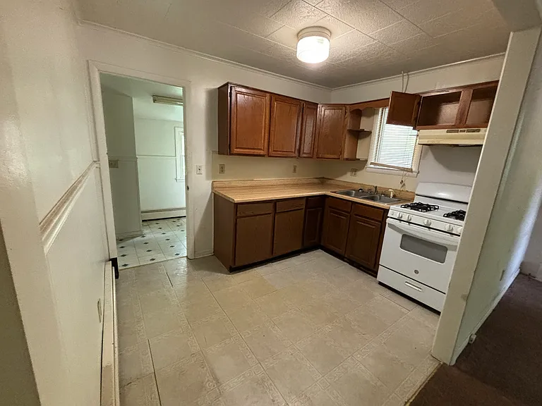 307 E Pine St #B — Photo 2