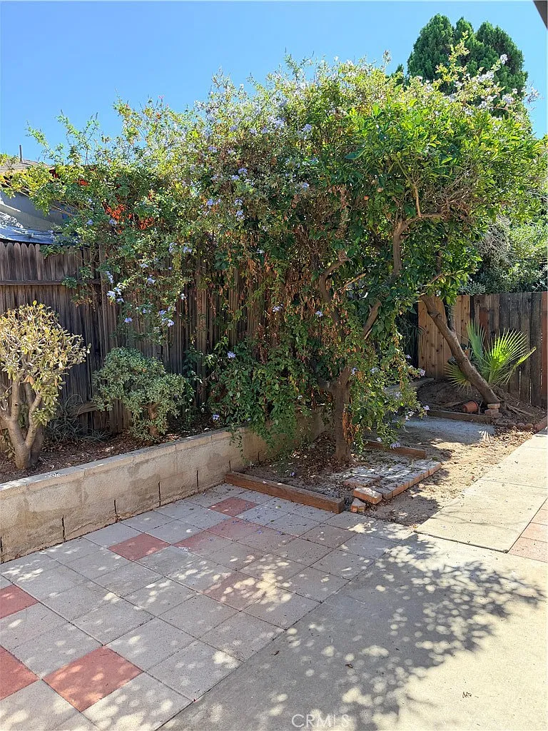 2 bed, 835 sqft, $2,800 — Photo 3