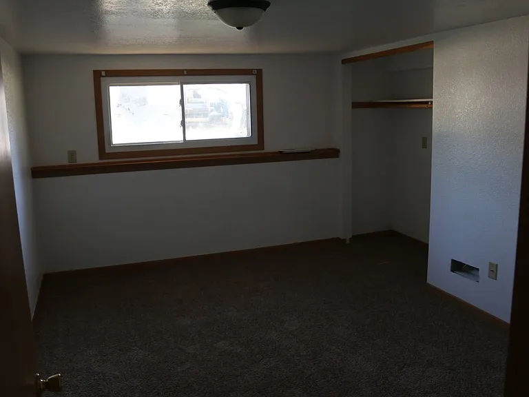 539 Pleasant Ave — Photo 4