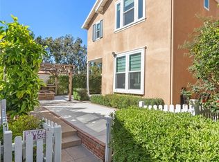 13045 Arborwalk Ln, Tustin, CA 92782