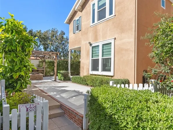 13045 Arborwalk Ln, Tustin, CA 92782