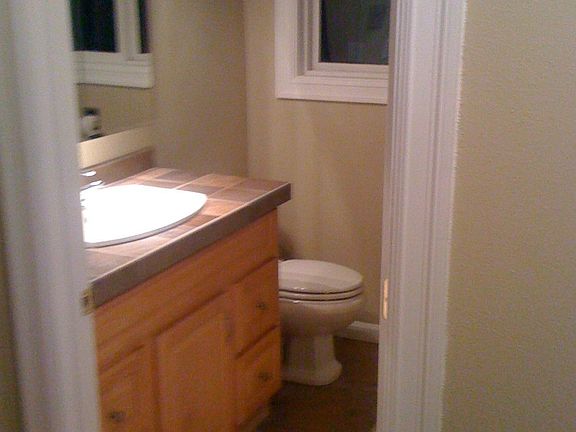 2nd Bathroom