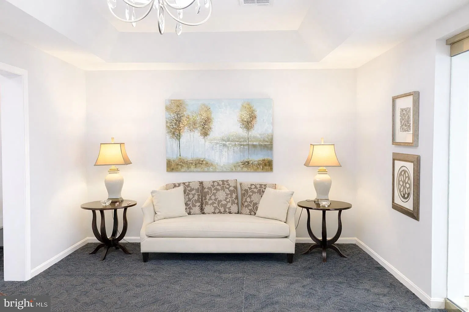 2 bed, 2.0 bath, 1118 sqft, $2,400 — Photo 2