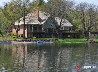 24205 N Gabriel Dr, Lake Zurich, IL 60047