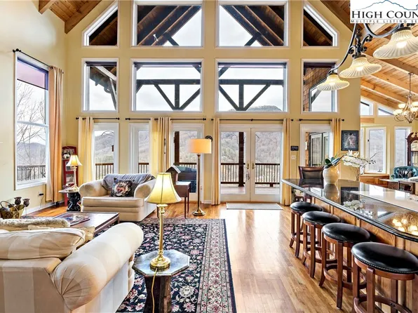 60 E Valley View Drive, Marion, NC 28752