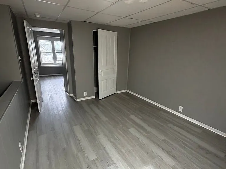 1007 N 10th St — Photo 13