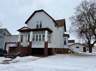 304 Lake St, Marinette, WI 54143