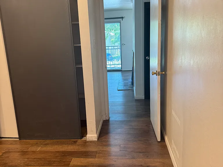 9025 Alcosta Blvd — Photo 9