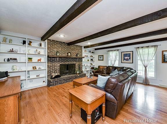 4th image of 1331 Meadowrue Ln