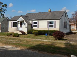 105 E South St, Colchester, IL 62326