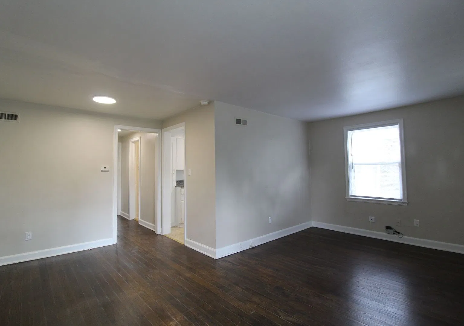 One Bedroom Duplex in North Kansas City — Photo 3