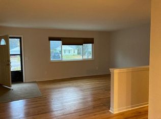 316 Olympia Ave, Troy, MI 48084