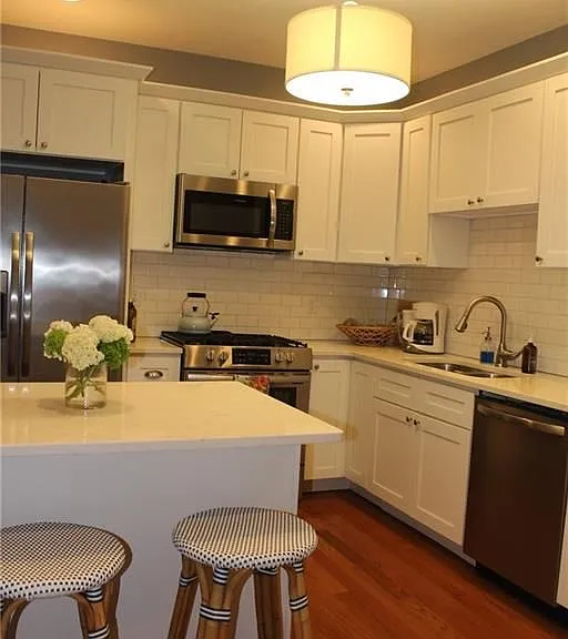 7 Mount Hope Ave #204 — Photo 8