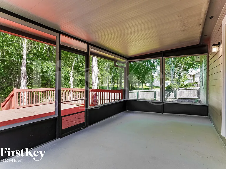 1598 Twin Oak Dr — Photo 9