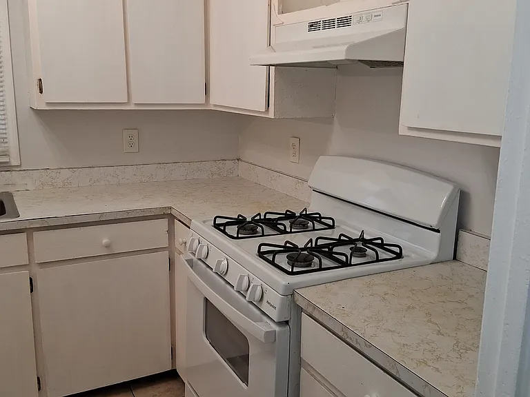 3317 Habitat Blvd — Photo 3