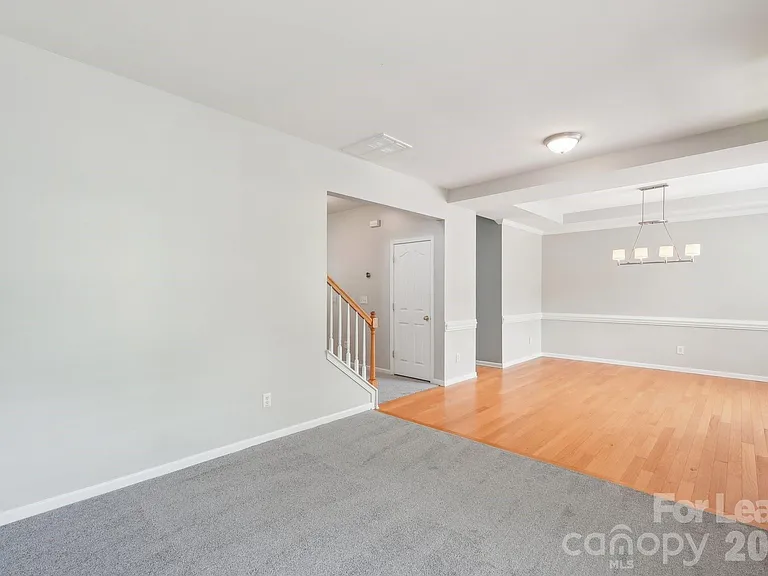 14417 Laurel Tree Ln — Photo 19