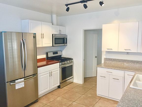 2nd image of 4411 Idaho St