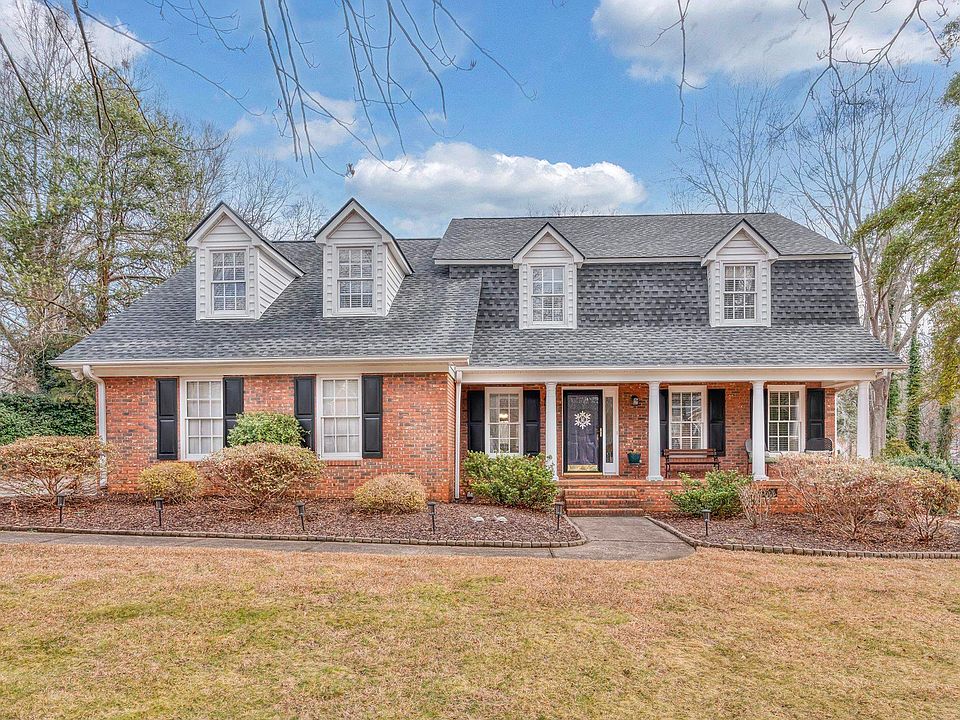 1st image of 507 Thornhill Dr