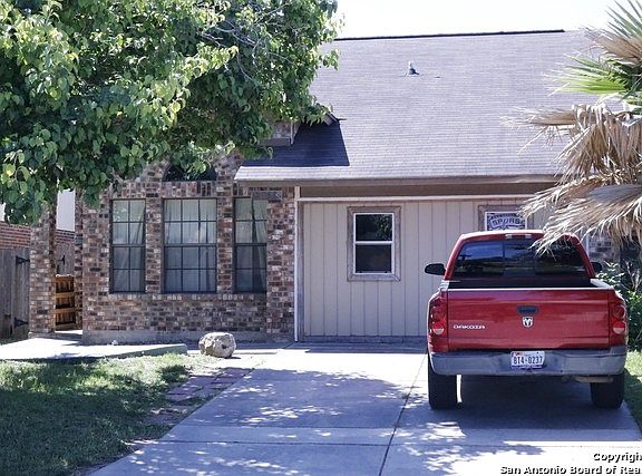 3rd image of 9958 Echo Plain Dr