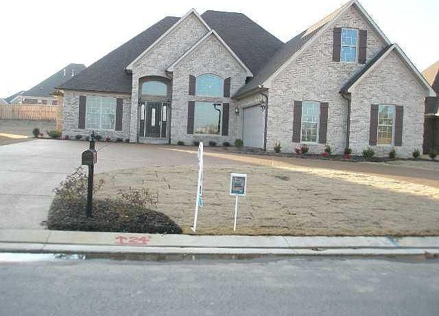 1st image of 25 Abraham Dr