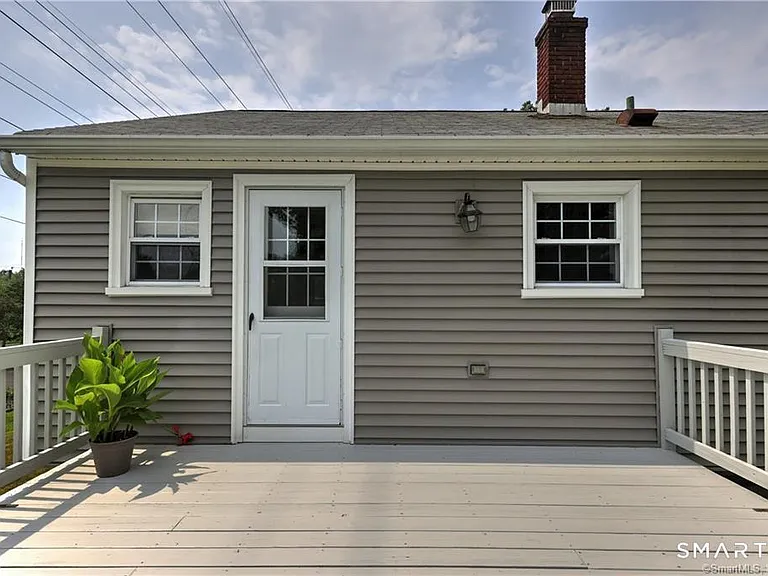 24 Beau St — Photo 2