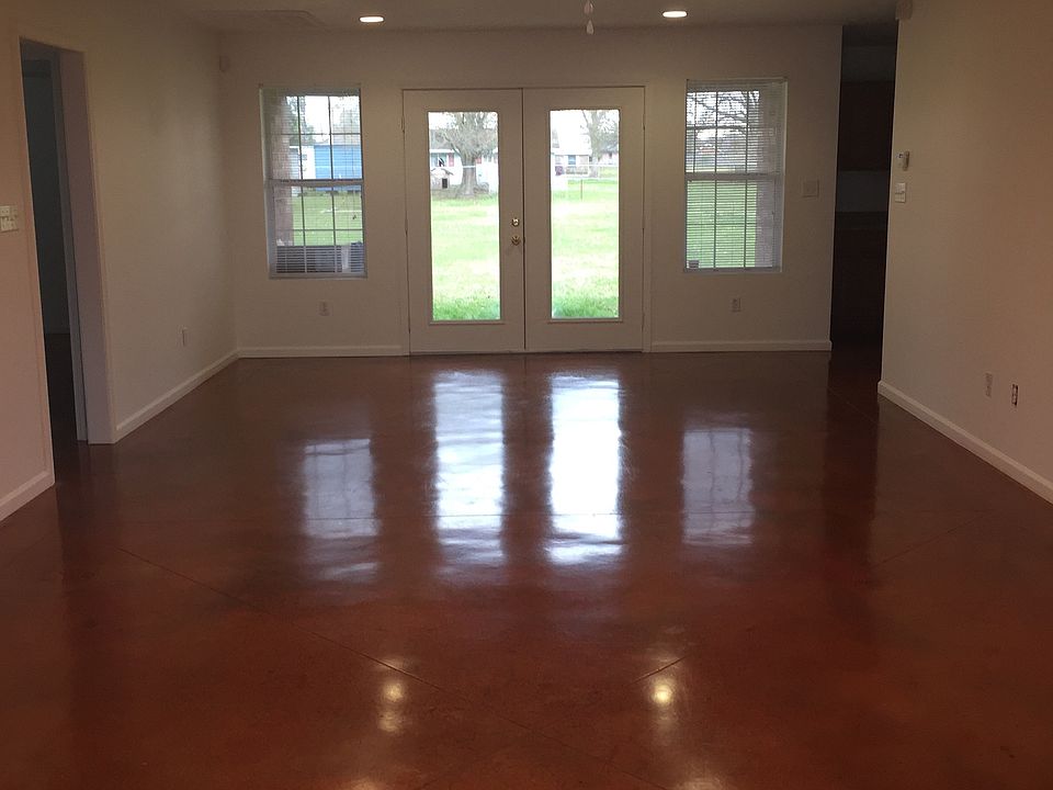 1st image of 1726 Quail Ln #One
