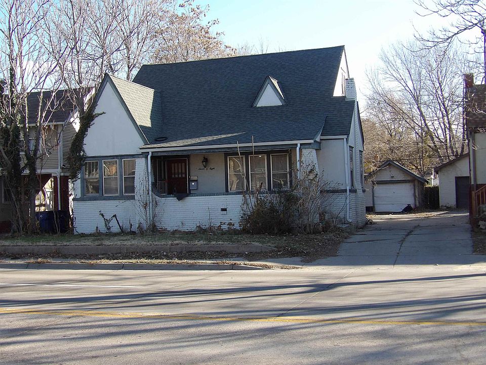 708 S Hillside St, Wichita, KS 67211 | Zillow