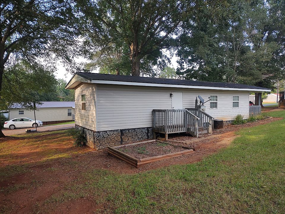 Building Photo 3