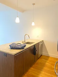 Rented by Chana Ofek, LREB