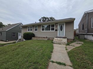 932 S Newton St, Sioux City, IA 51106