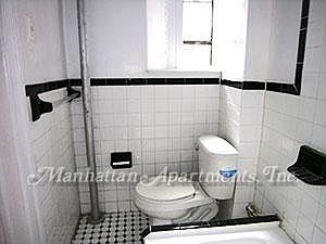 2nd image of 609 W 146th St