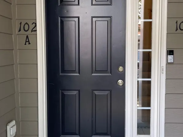 102 Bucksfield Rd #A, Gaithersburg, MD 20878