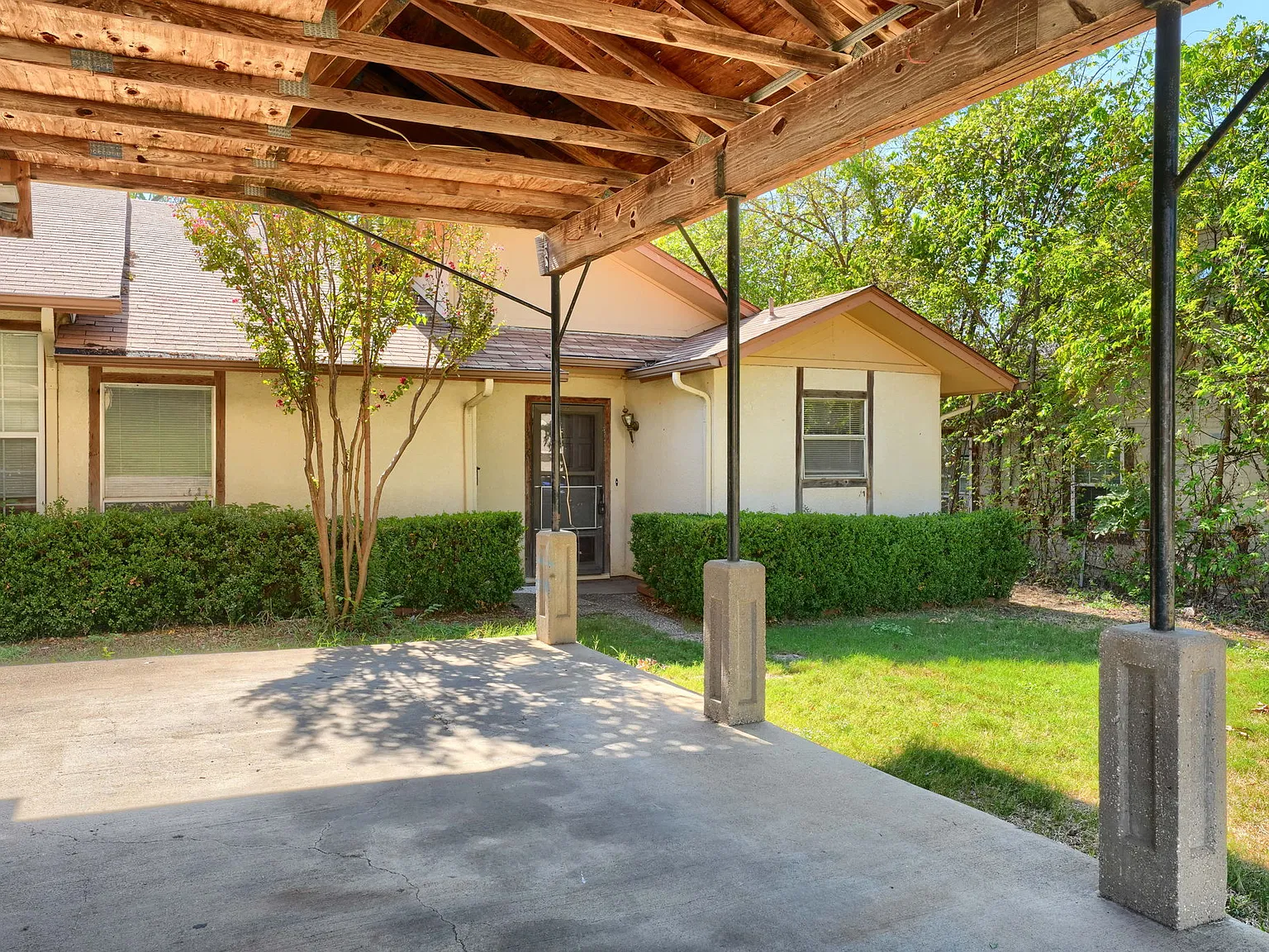 2 bed, 1200 sqft, $1,800 — Photo 4