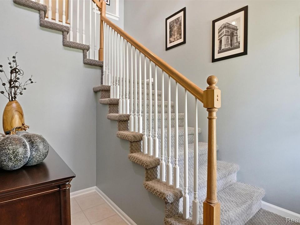 28259 Oakmonte Cir E, photo 5