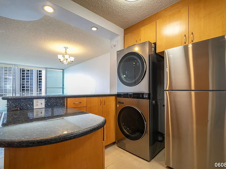1676 Ala Moana Blvd #710 — Photo 14
