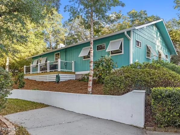 201 Hoop Pole Creek Drive, Atlantic Beach, NC 28512