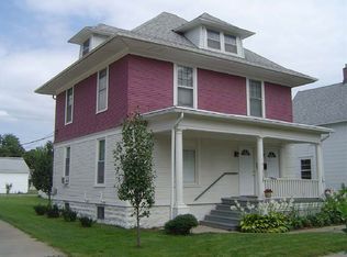 428 4th Ave SW, Cedar Rapids, IA 52404