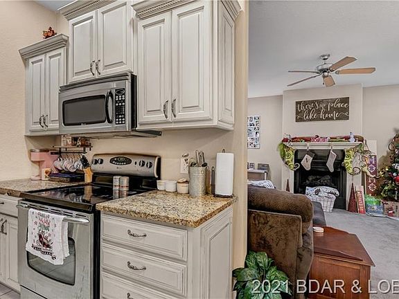 2nd image of 1063 Gutridge Ln #B