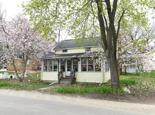 239 S Gull Lake Dr, Richland, MI 49083