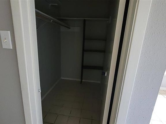 4th image of 9508 Keegans Wood Dr