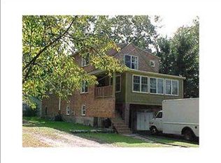 22 William St, North Kingstown, RI 02852