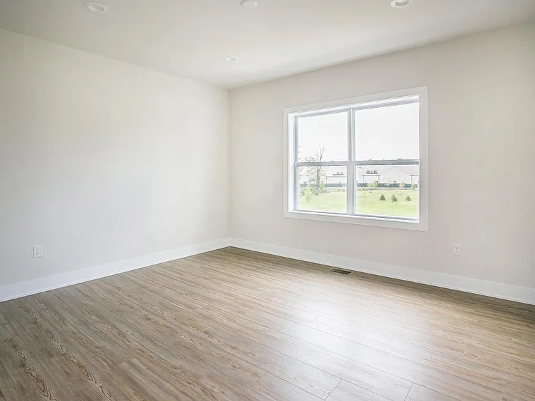 665 Levering St #665 — Photo 30