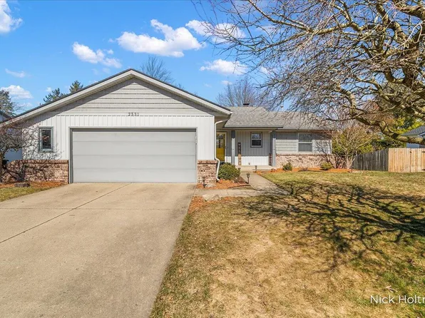 2531 Olde Farm Dr, Jenison, MI 49428