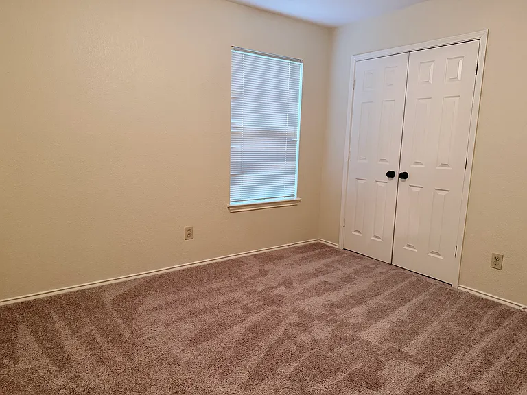 7813 Gibsland Dr — Photo 10