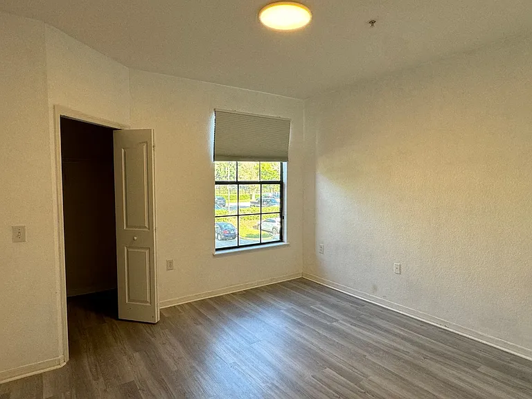 6151 Metrowest Blvd #205 — Photo 7